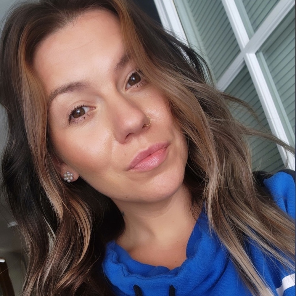 Meet your Posher, Christina